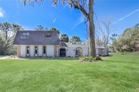 Tiny photo for 2830 SE 31st Street, Ocala, FL 34471 (MLS # GC529042)