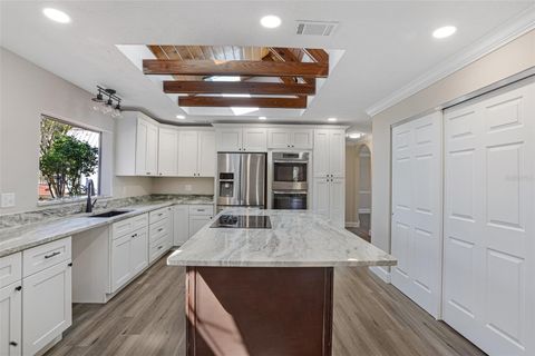 Tiny photo for 2830 SE 31st Street, Ocala, FL 34471 (MLS # GC529042)