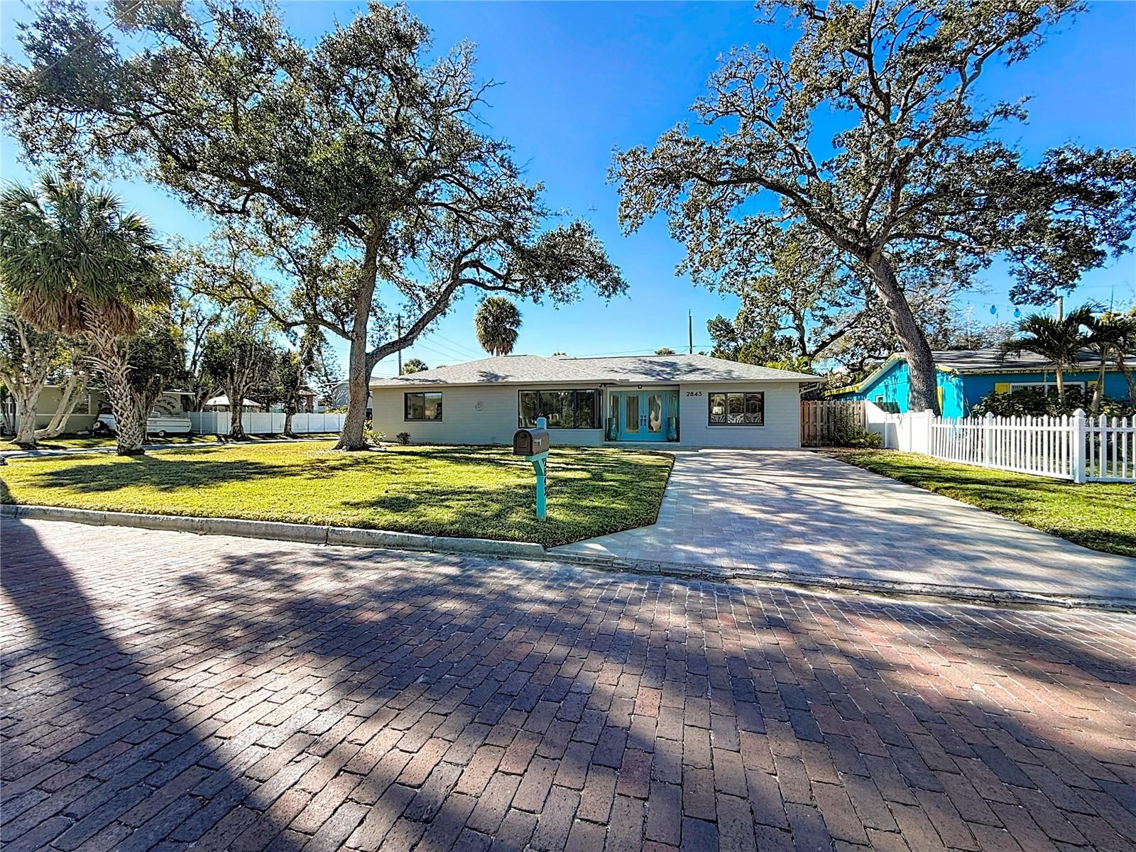 BOCA CEIGA PARK - Residential