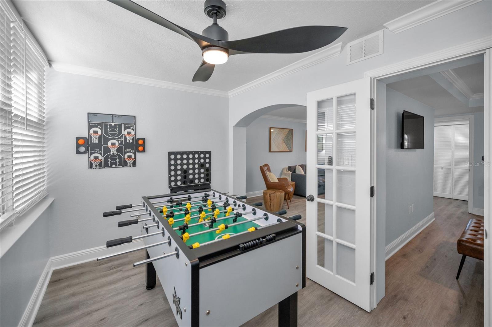 BAREFOOT BEACH RESORT OF INDIAN SHORES - Residential