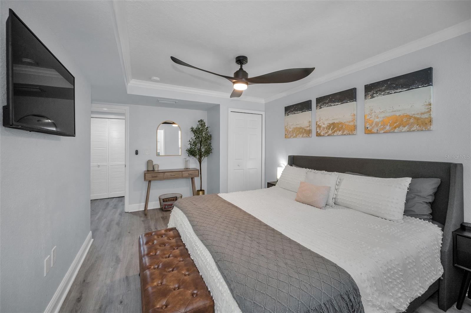 BAREFOOT BEACH RESORT OF INDIAN SHORES - Residential