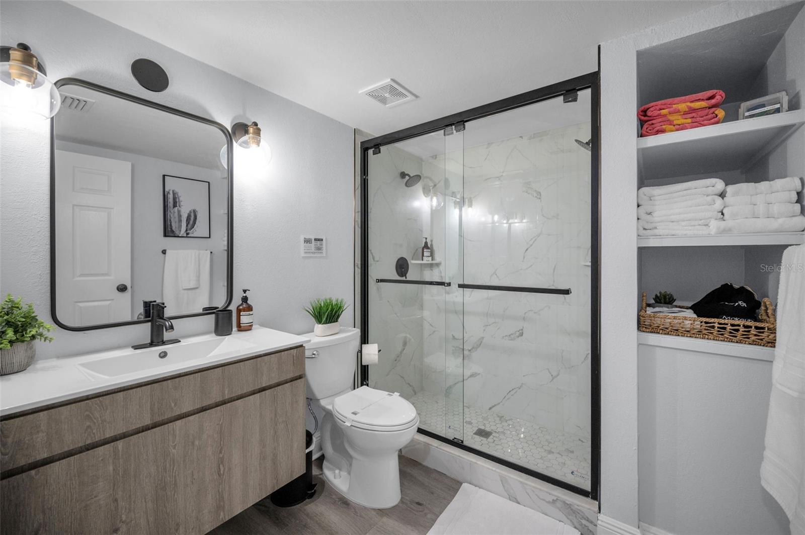 BAREFOOT BEACH RESORT OF INDIAN SHORES - Residential