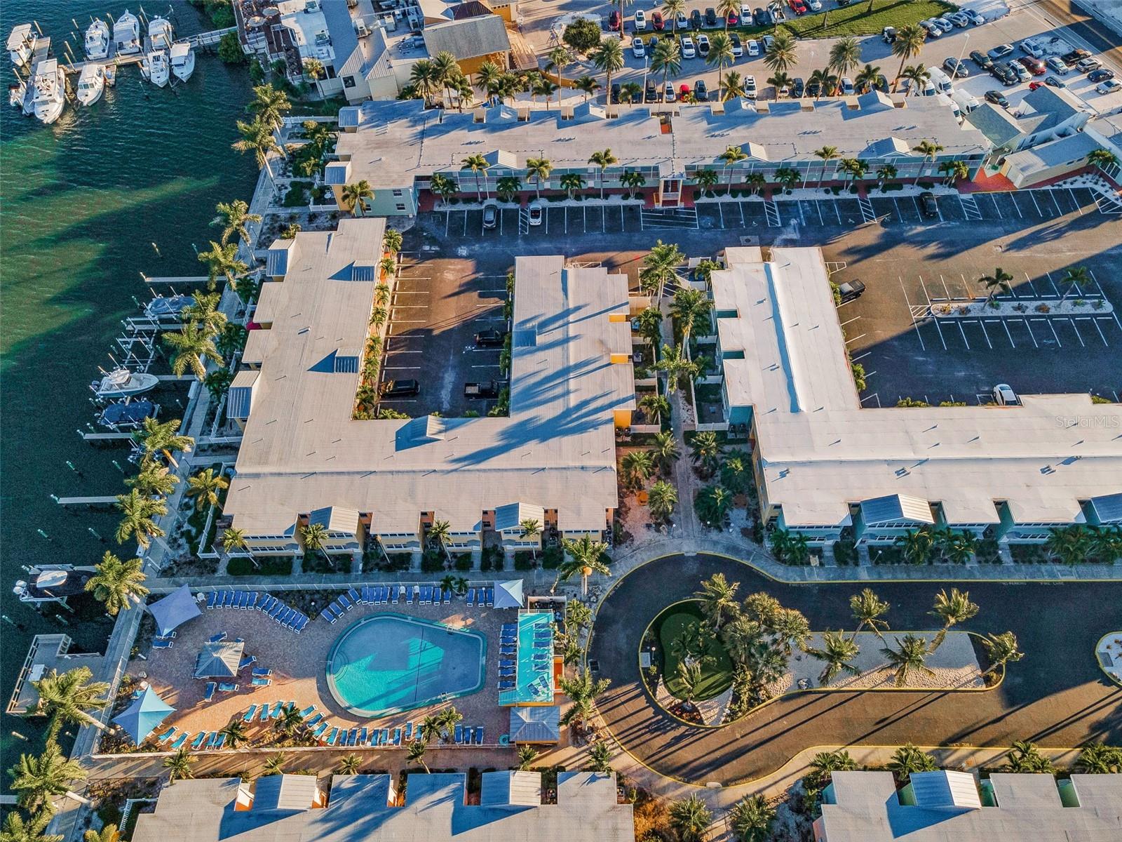 BAREFOOT BEACH RESORT OF INDIAN SHORES - Residential