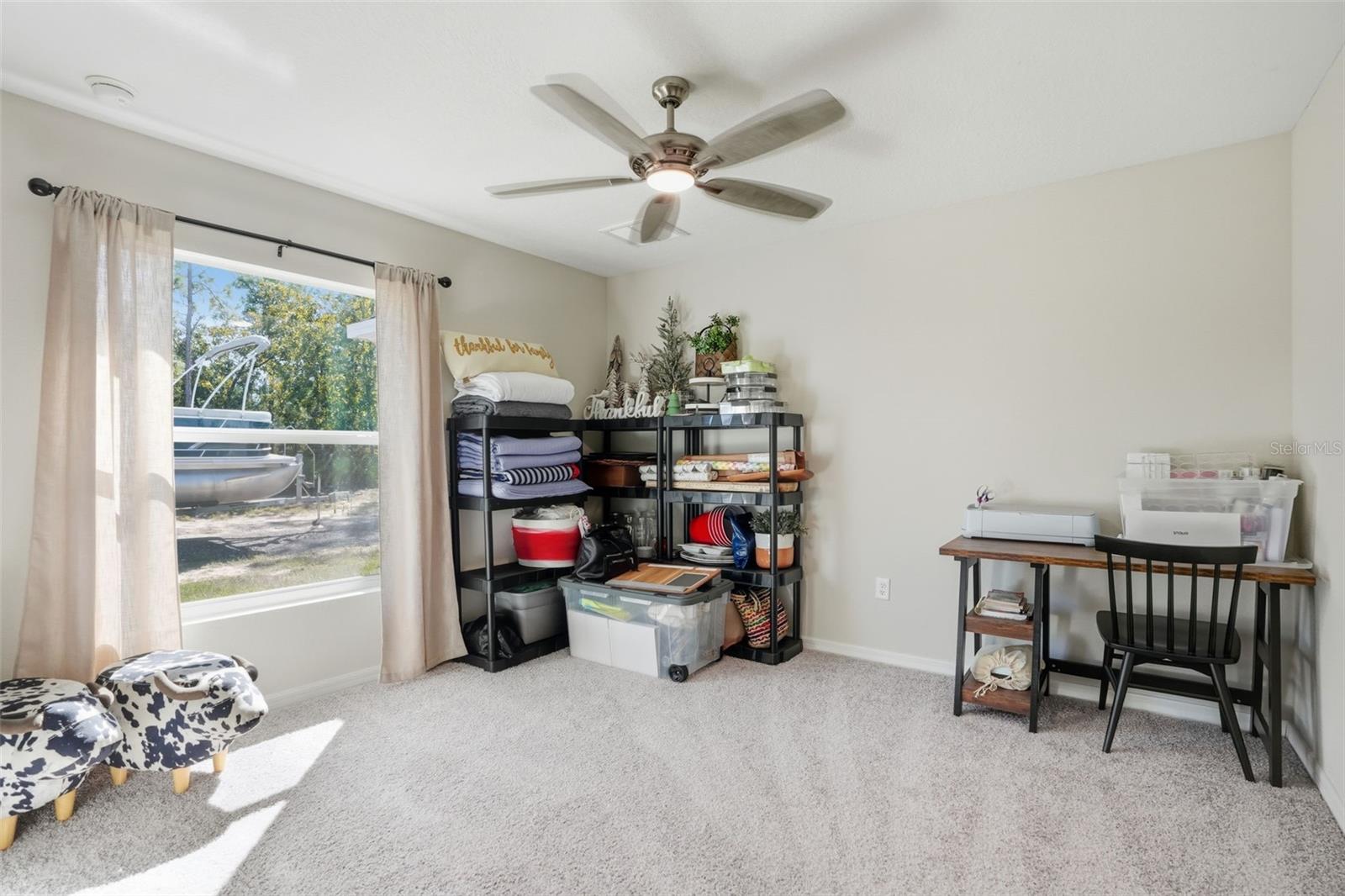 ROYAL HIGHLANDS - Residential