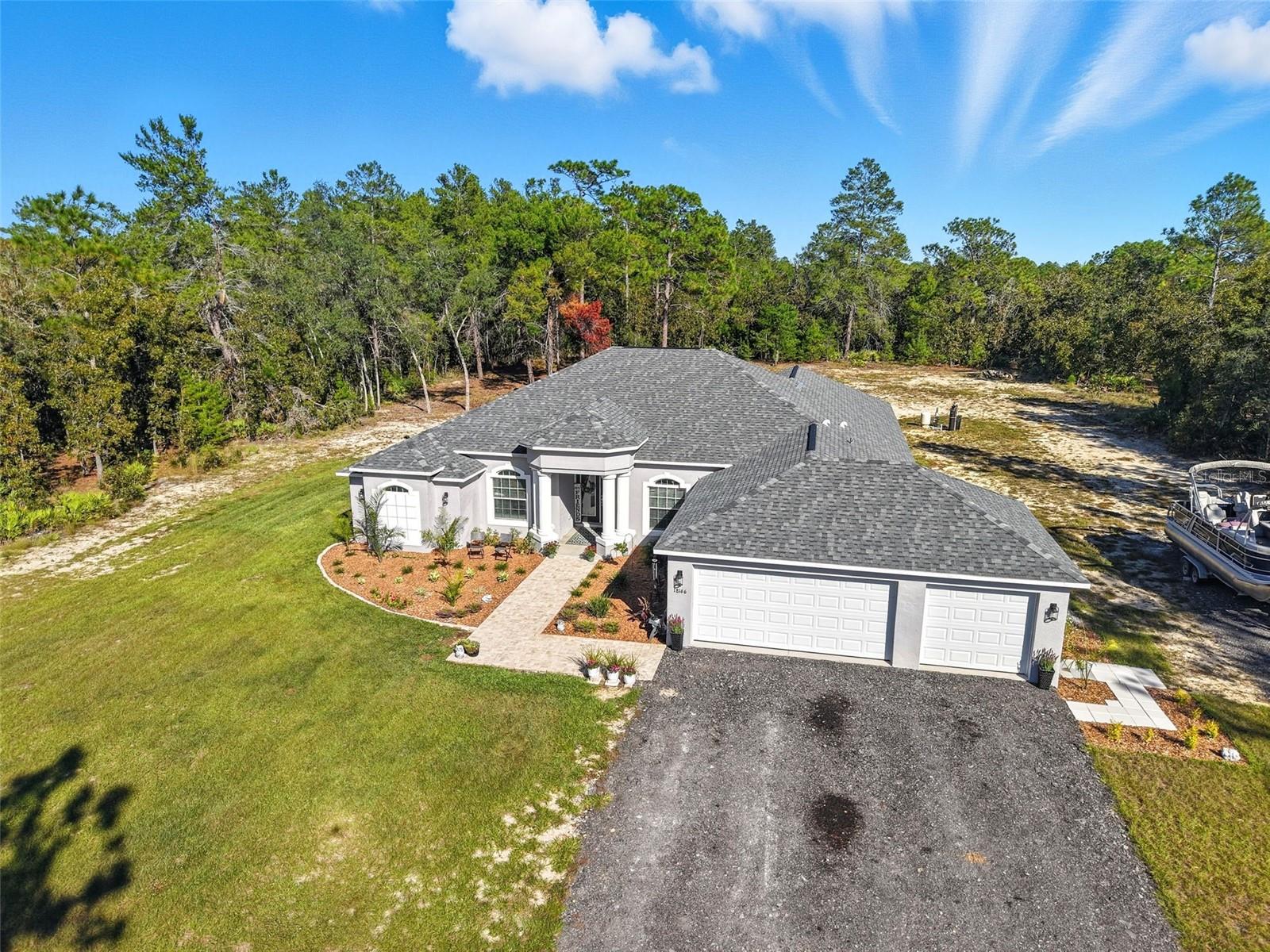 ROYAL HIGHLANDS - Residential