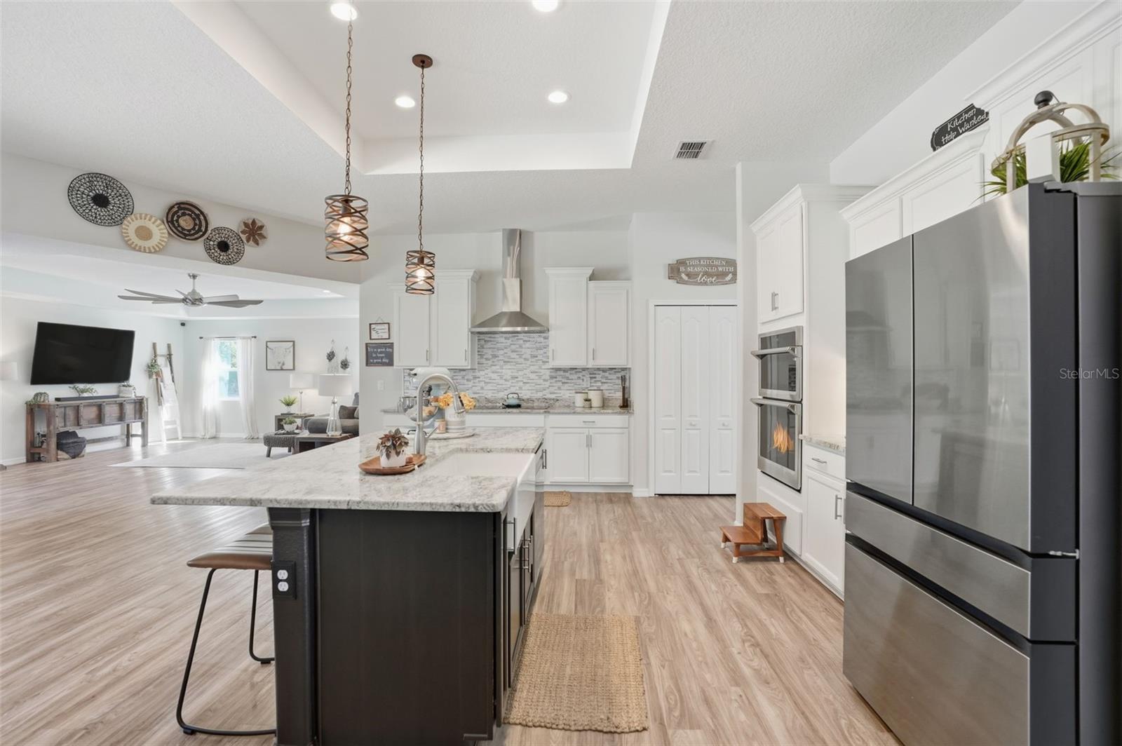 ROYAL HIGHLANDS - Residential