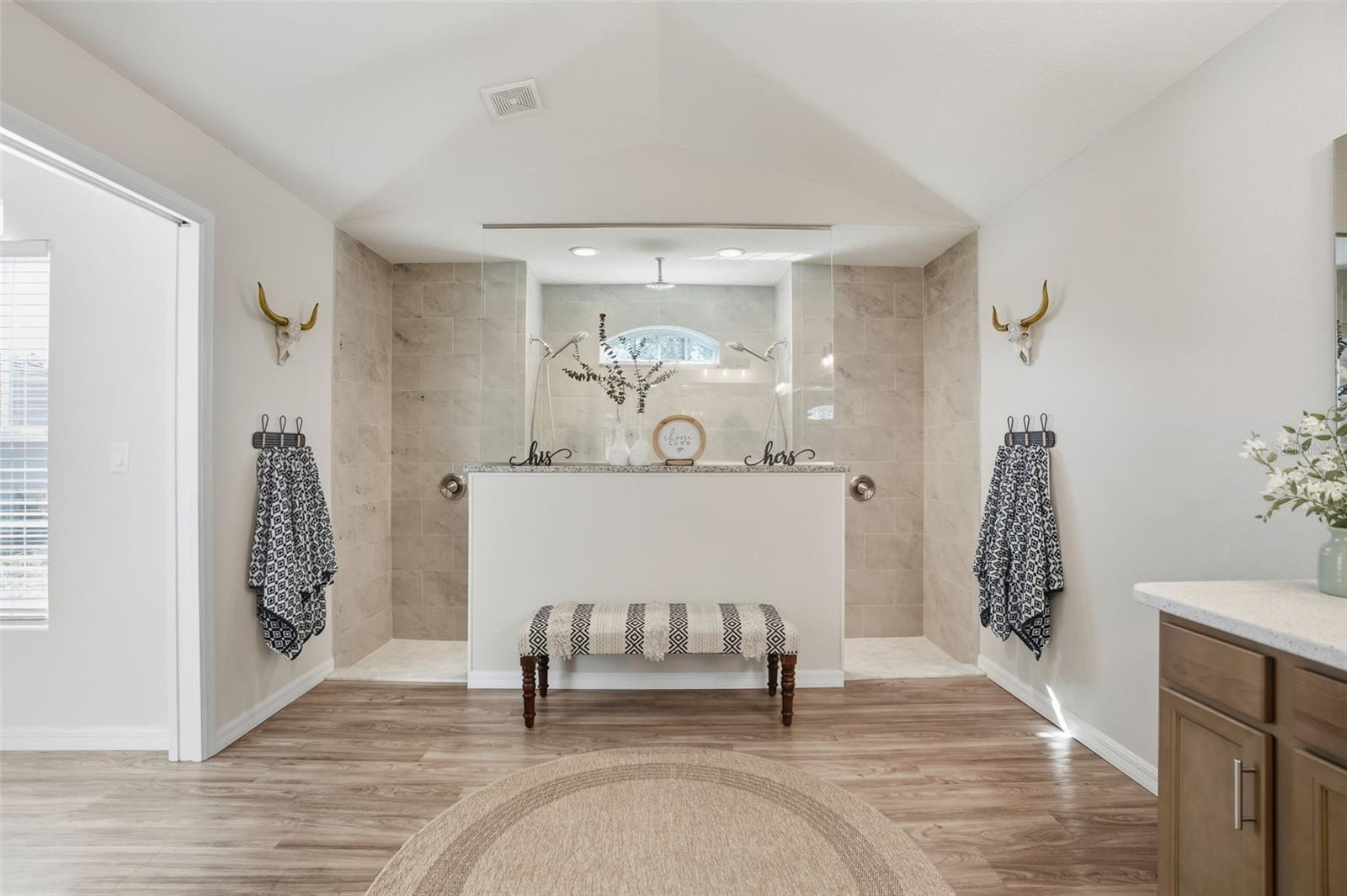 ROYAL HIGHLANDS - Residential