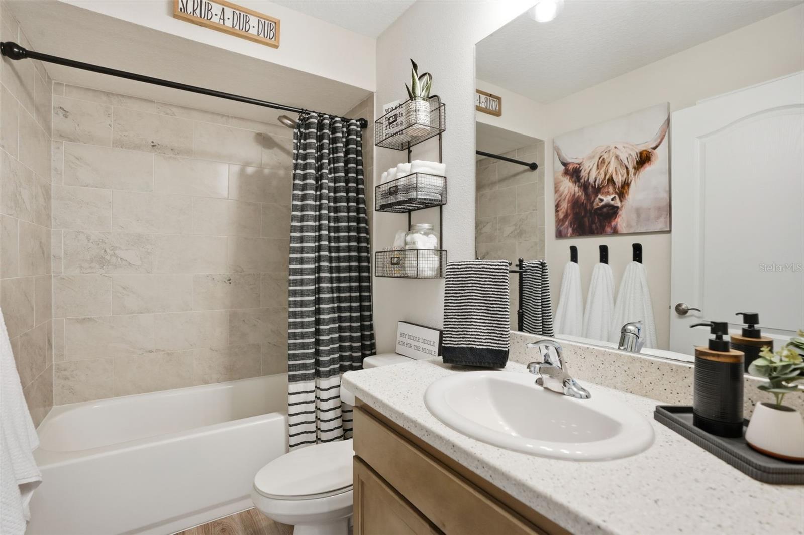 ROYAL HIGHLANDS - Residential