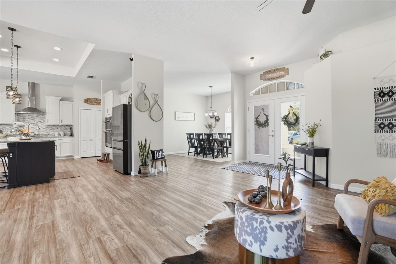 ROYAL HIGHLANDS - Residential