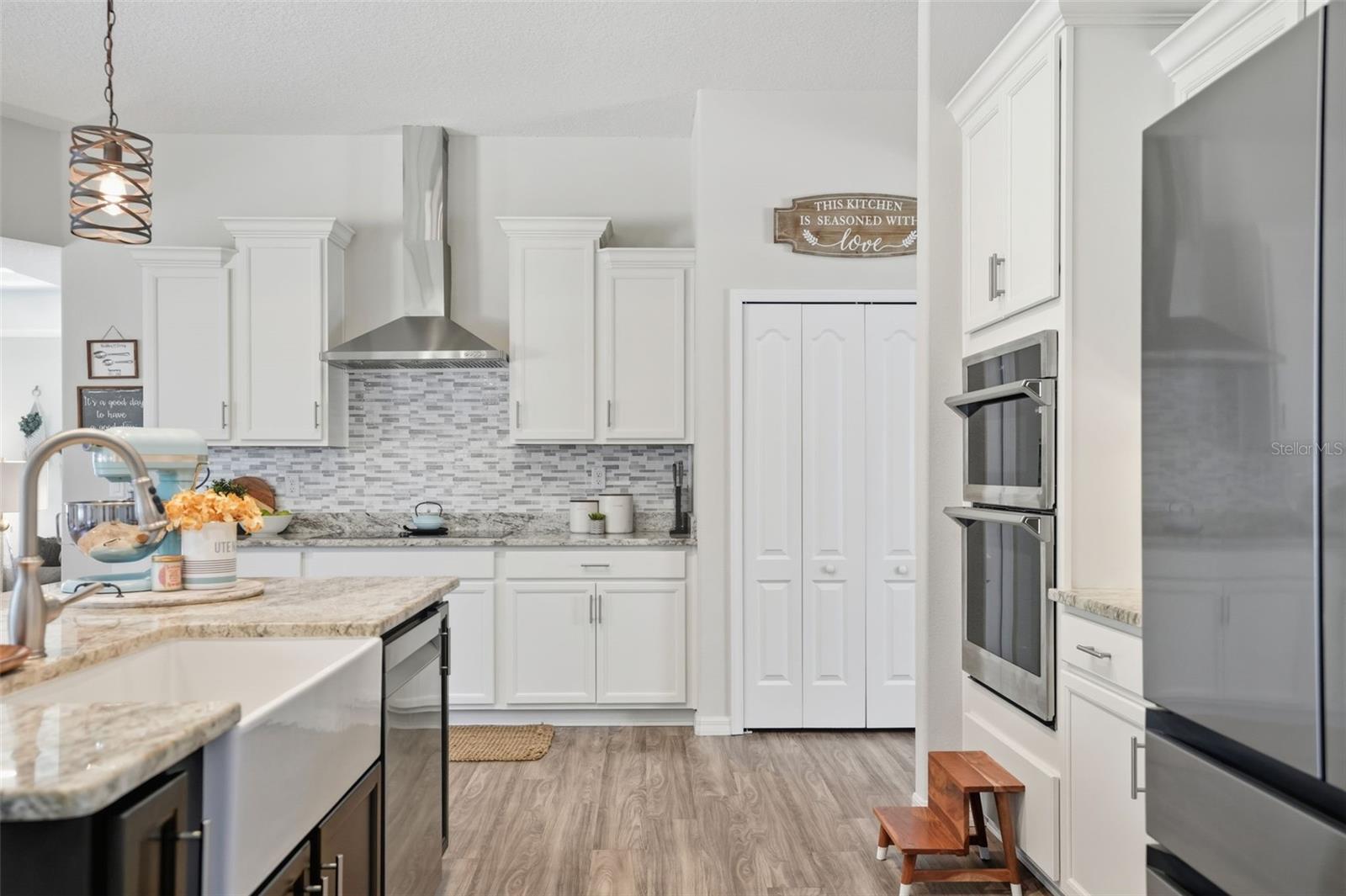 ROYAL HIGHLANDS - Residential