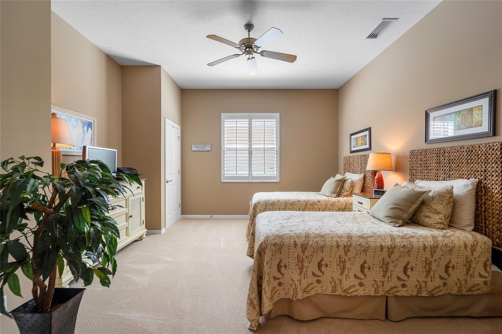 VINEYARDS OF SILVER OAK - Residential