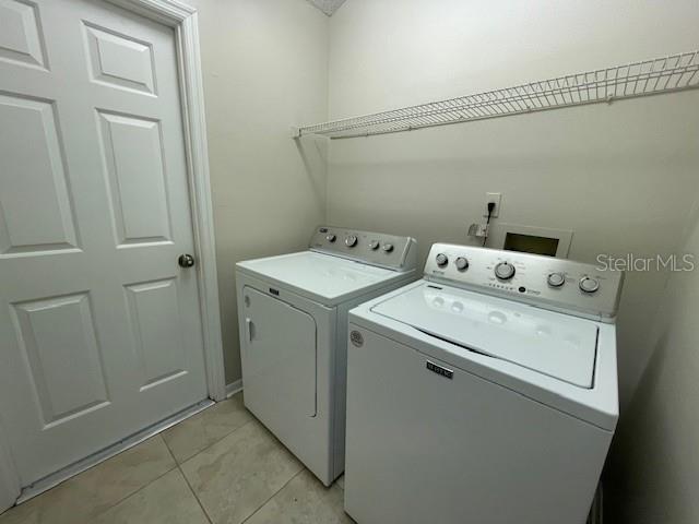 TWIN RIVERS SEC 3B UNIT 1 - Residential Lease