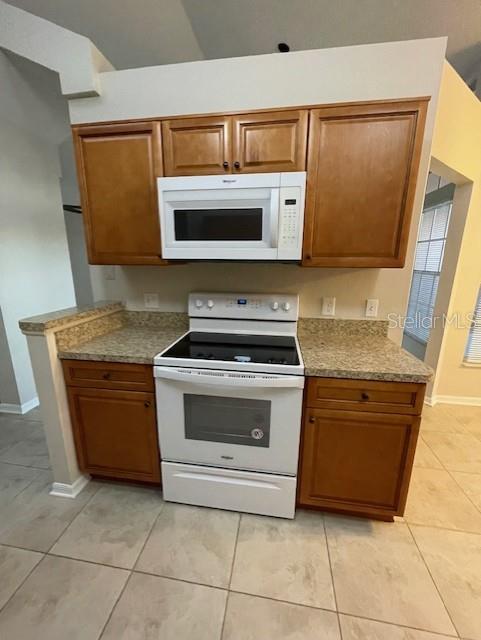 TWIN RIVERS SEC 3B UNIT 1 - Residential Lease