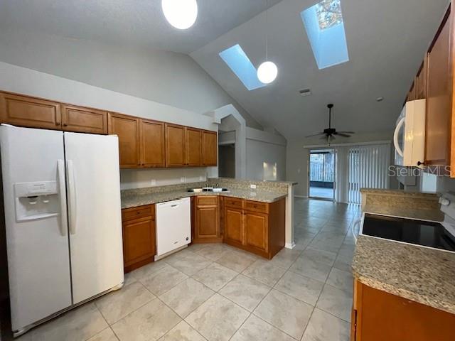 TWIN RIVERS SEC 3B UNIT 1 - Residential Lease