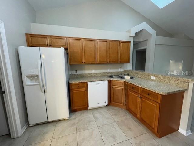 TWIN RIVERS SEC 3B UNIT 1 - Residential Lease