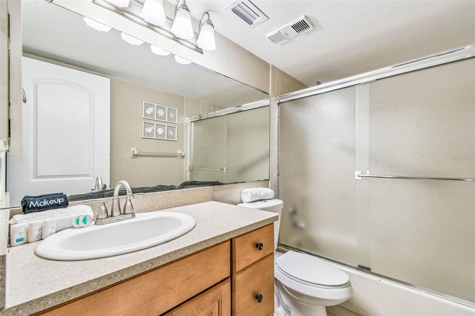 BEACH COTTAGE CONDO - Residential