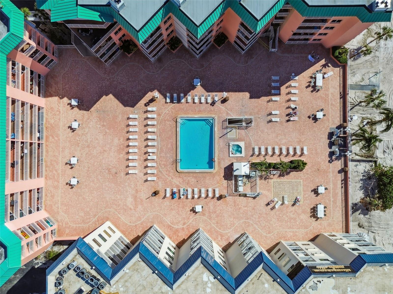 BEACH COTTAGE CONDO - Residential