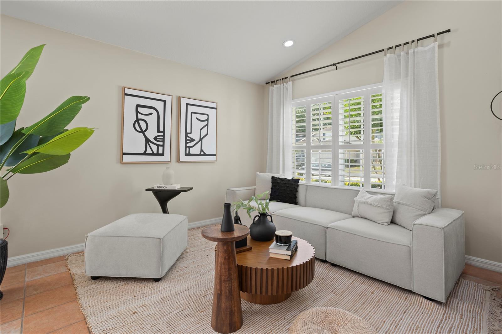 CAMDEN CLUB - Residential