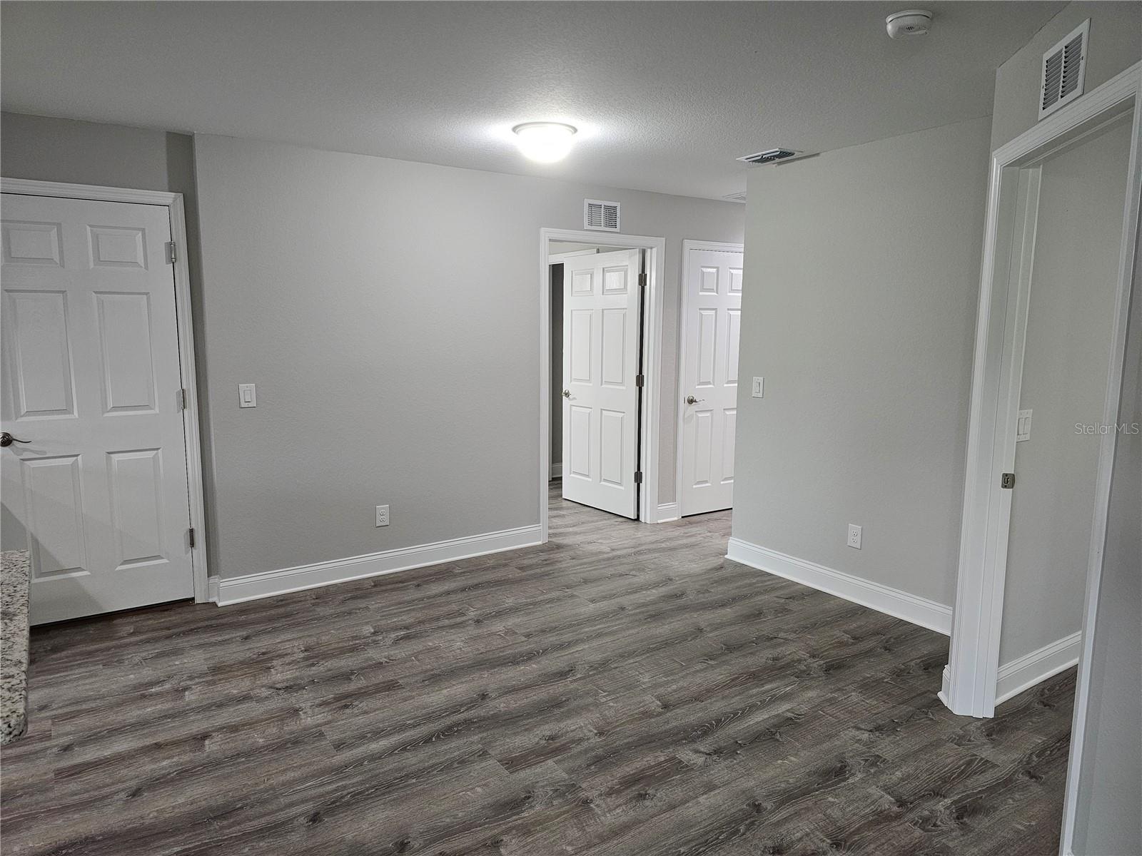 MIDWAY GARDENS - Residential