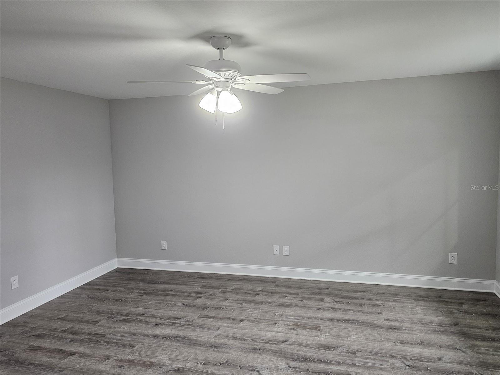 MIDWAY GARDENS - Residential