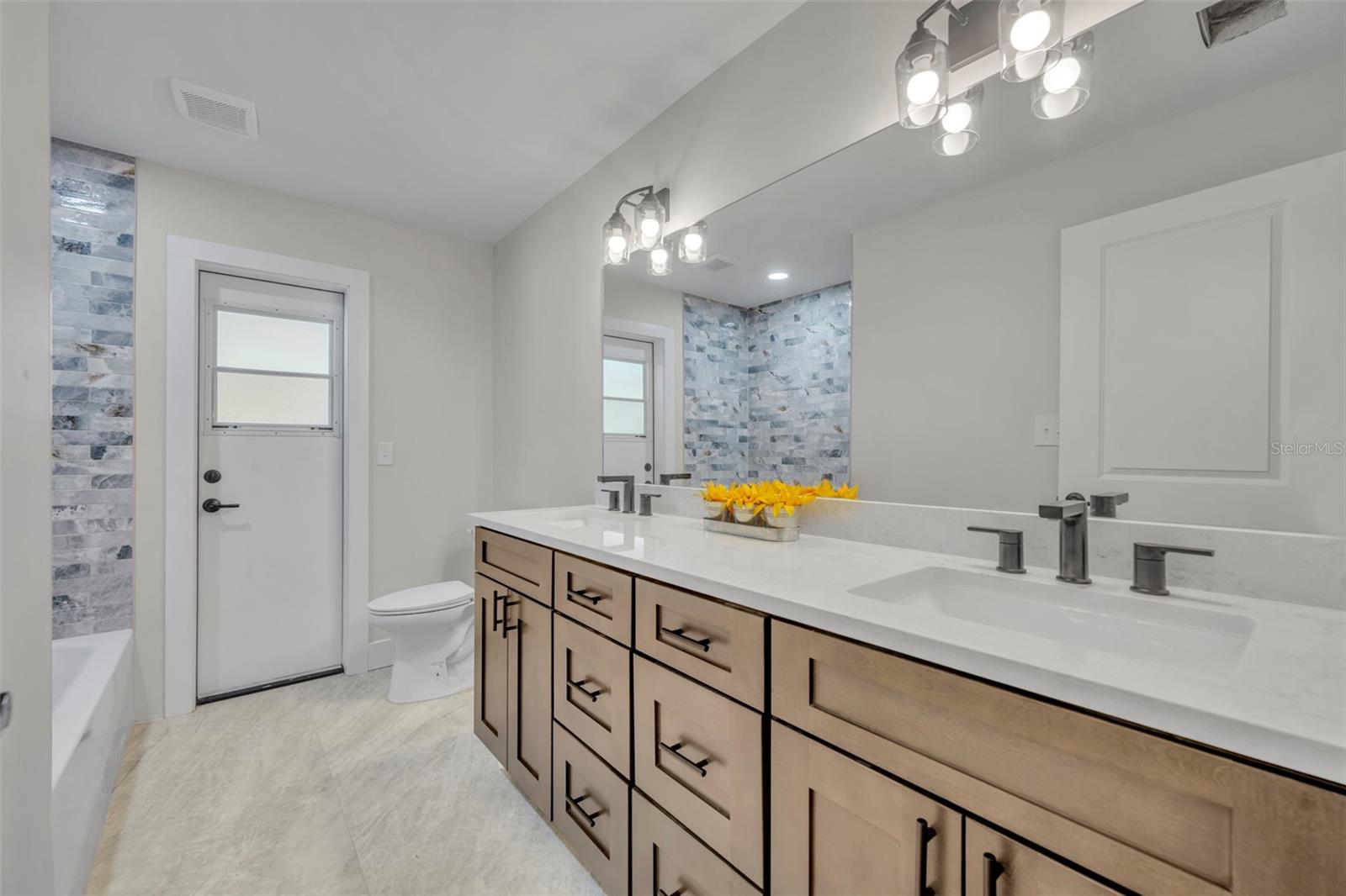 GREENVIEW AT WINTER PINES - Residential