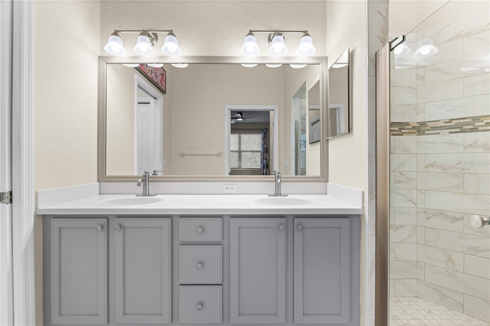 LIGHTHOUSE COVE AT HERITAGE HARBOUR UN 1 - Residential