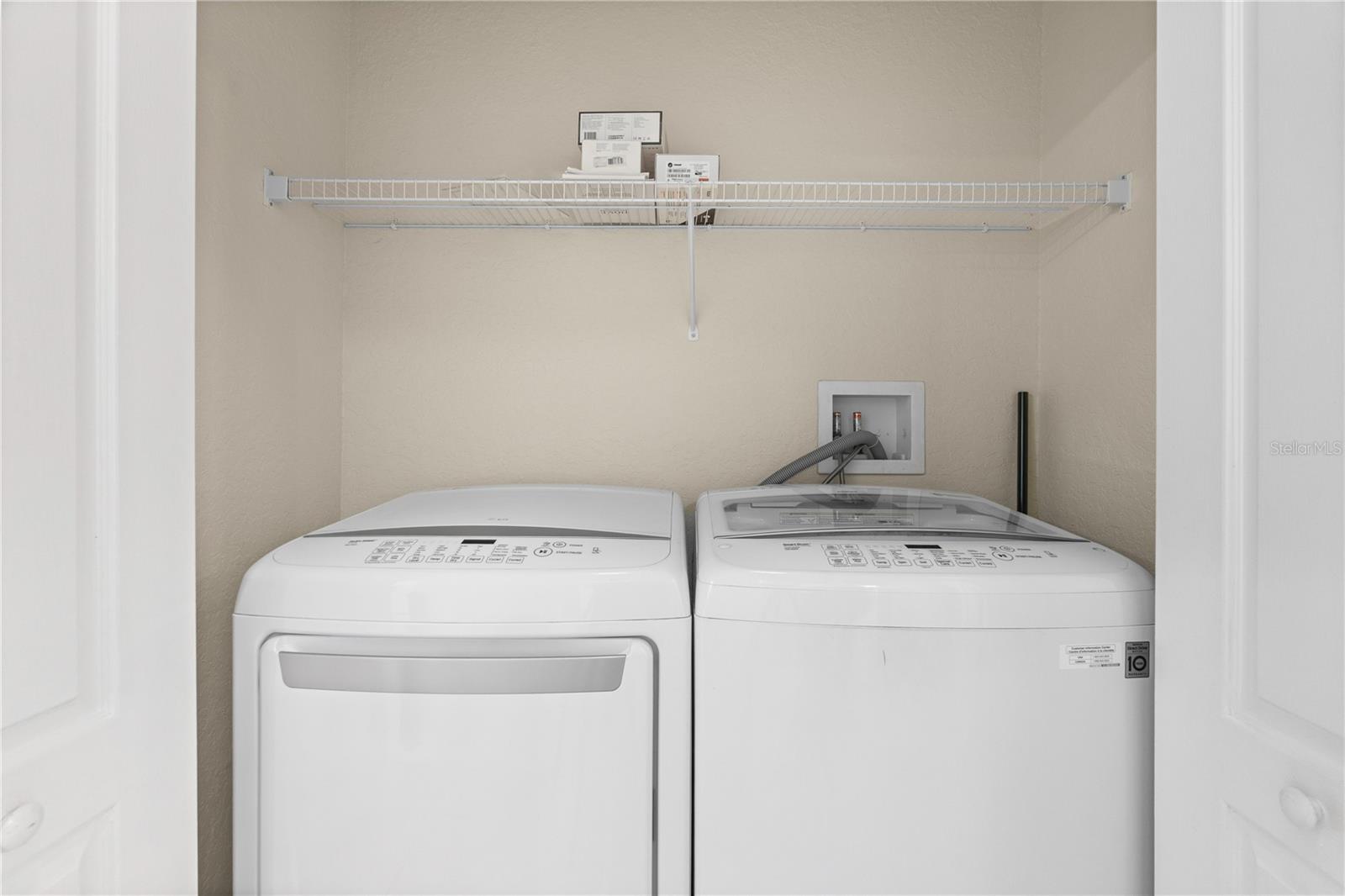 LIGHTHOUSE COVE AT HERITAGE HARBOUR UN 1 - Residential