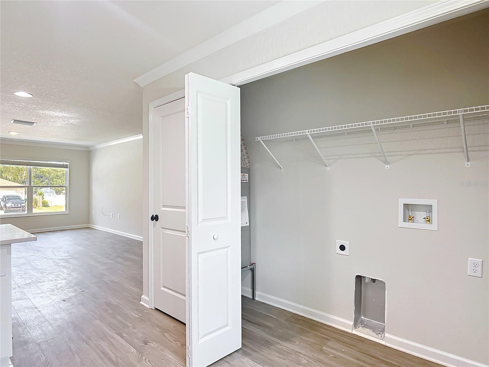 CITRUS SPGS UNIT 01 - Residential Income