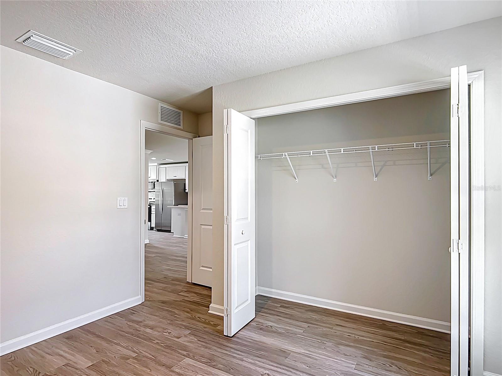 CITRUS SPGS UNIT 01 - Residential Income