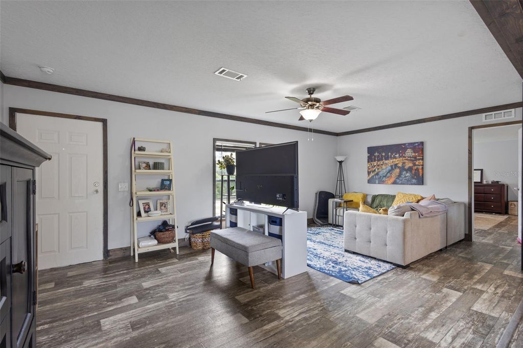 Photo of 9490 NE 77th Place, Bronson, FL 32621 (MLS # GC542463)