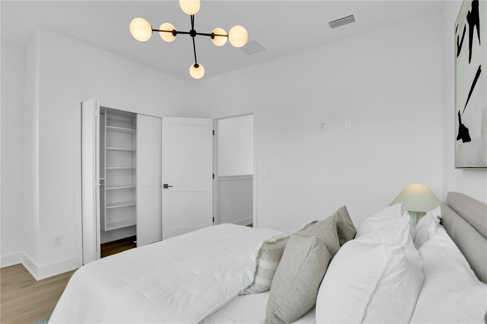 THE HARPER AND THE SAMSON - Residential Lease