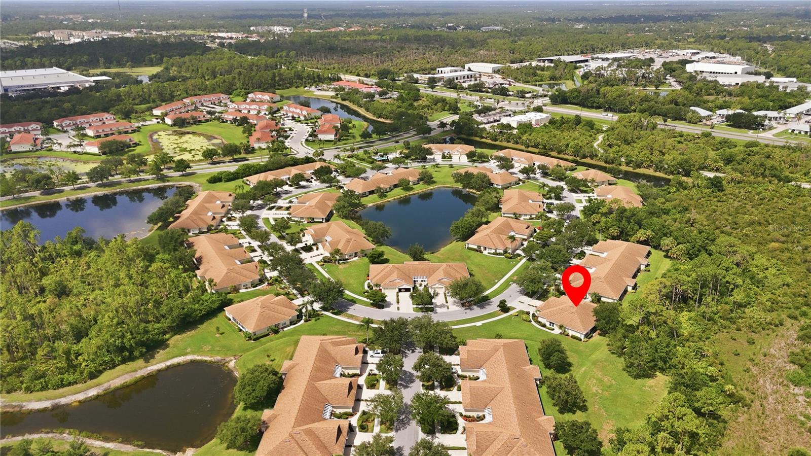 2462 MAGNOLIA CIRCLE