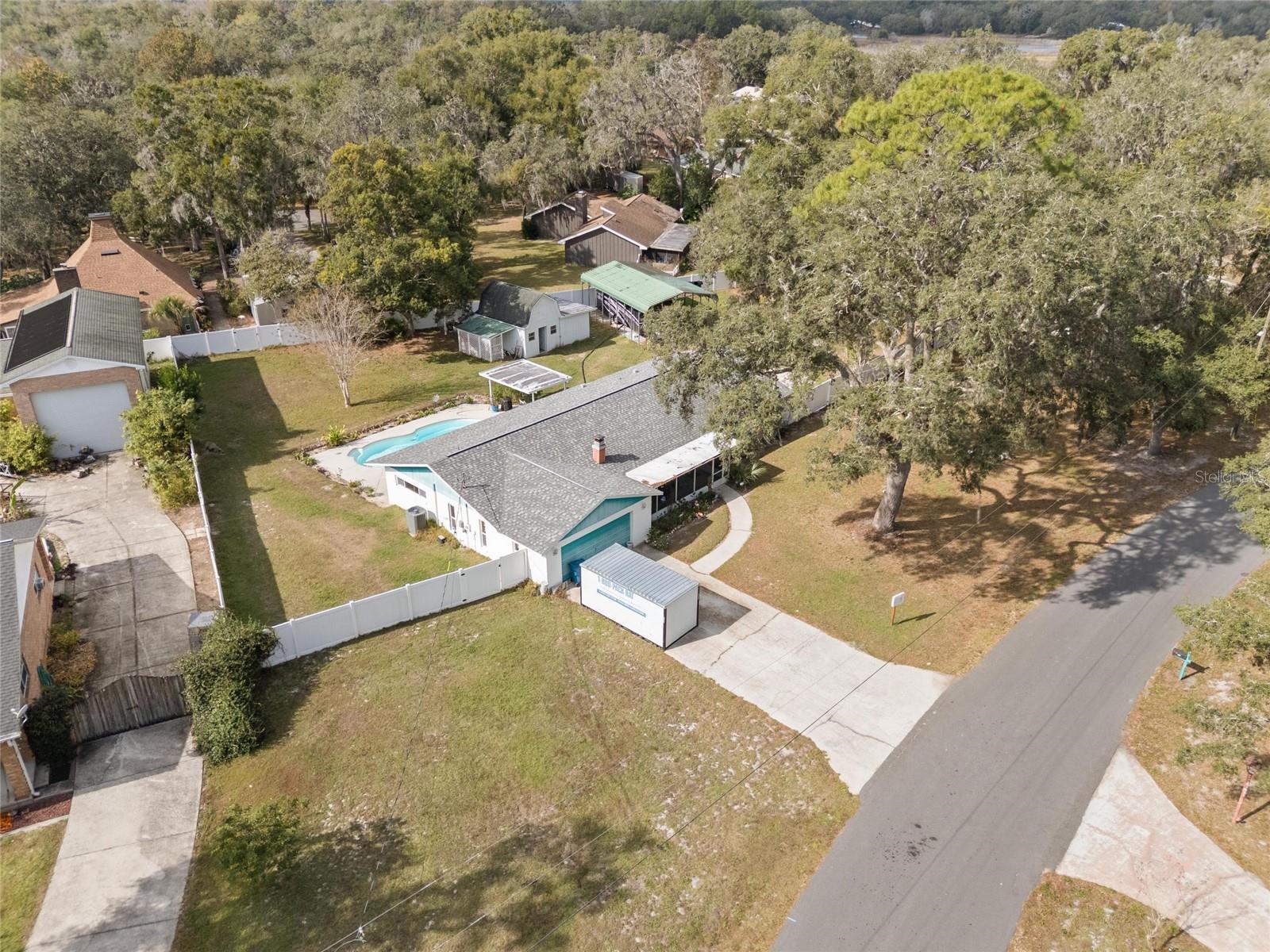 LAKEWOOD - Residential