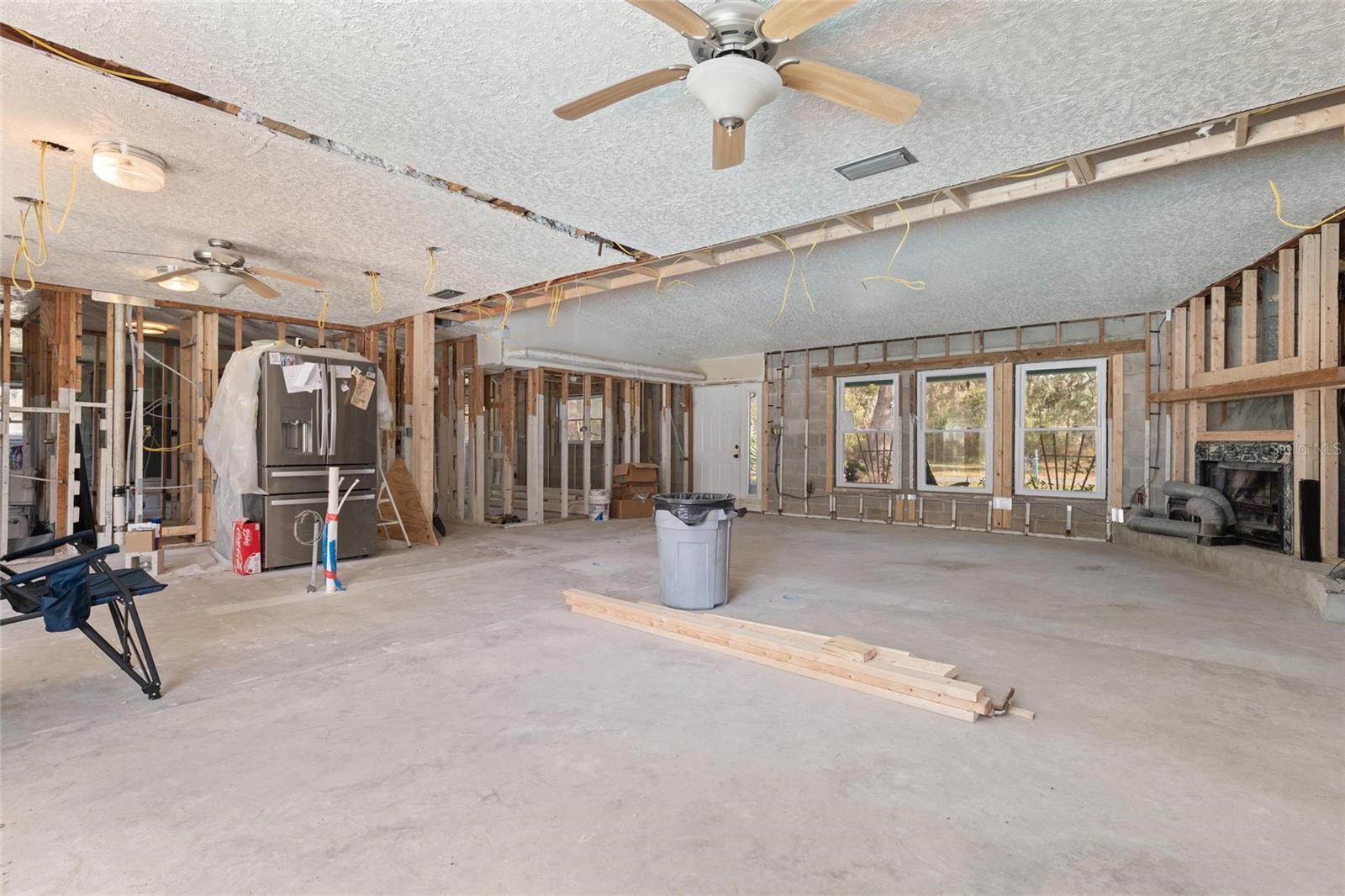 LAKEWOOD - Residential