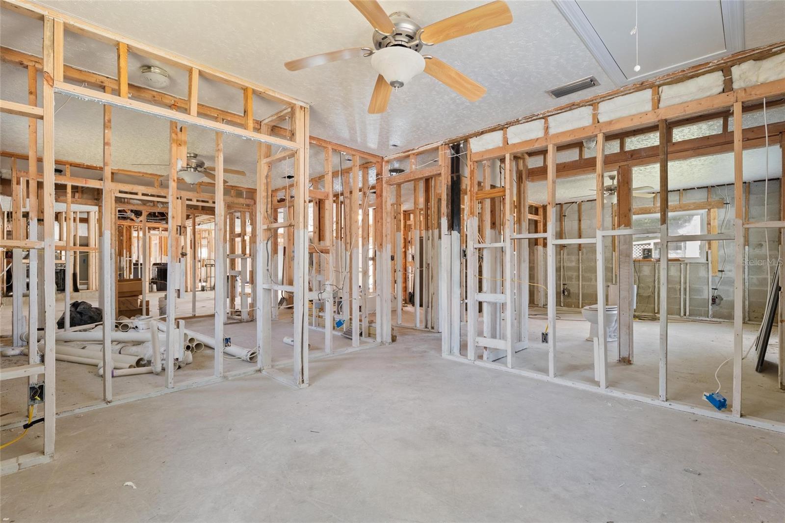 LAKEWOOD - Residential