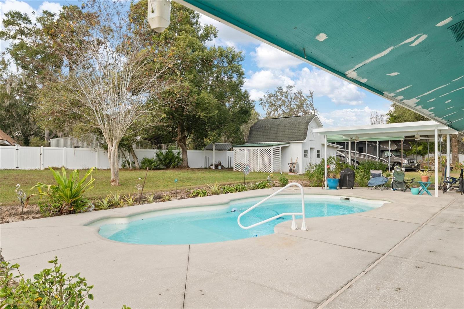 LAKEWOOD - Residential