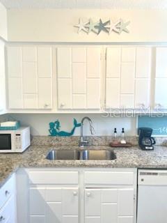 EDGEWATER VILLAGE - Residential