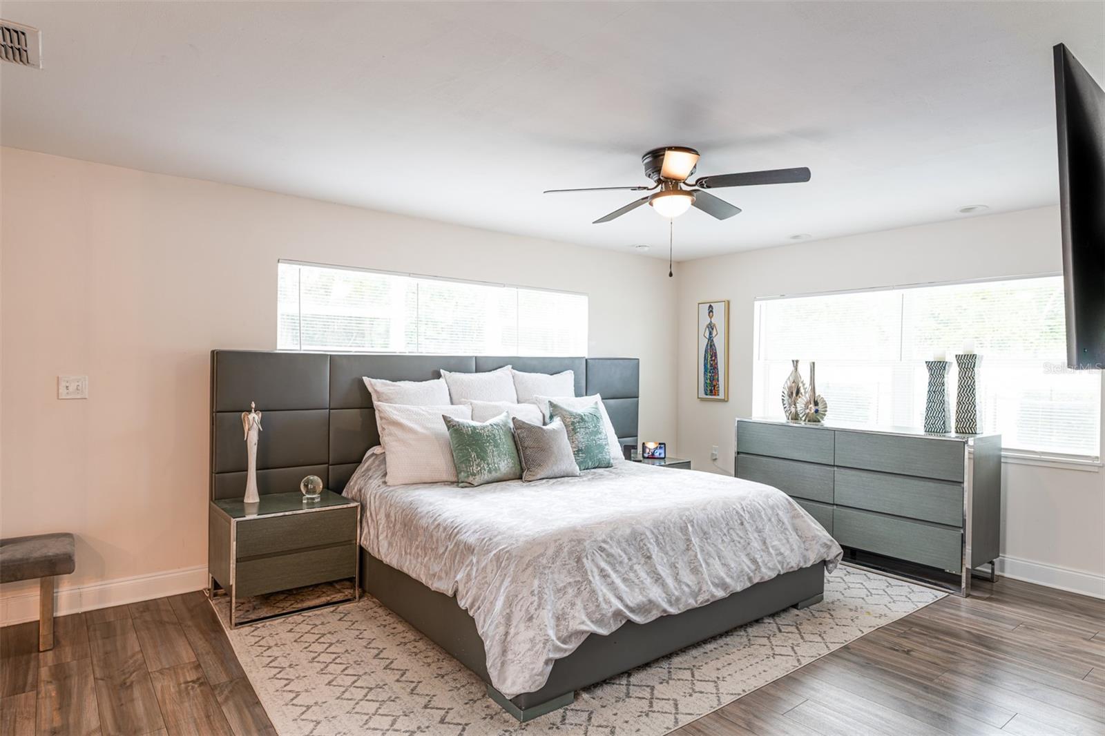 INTERBAY - Residential