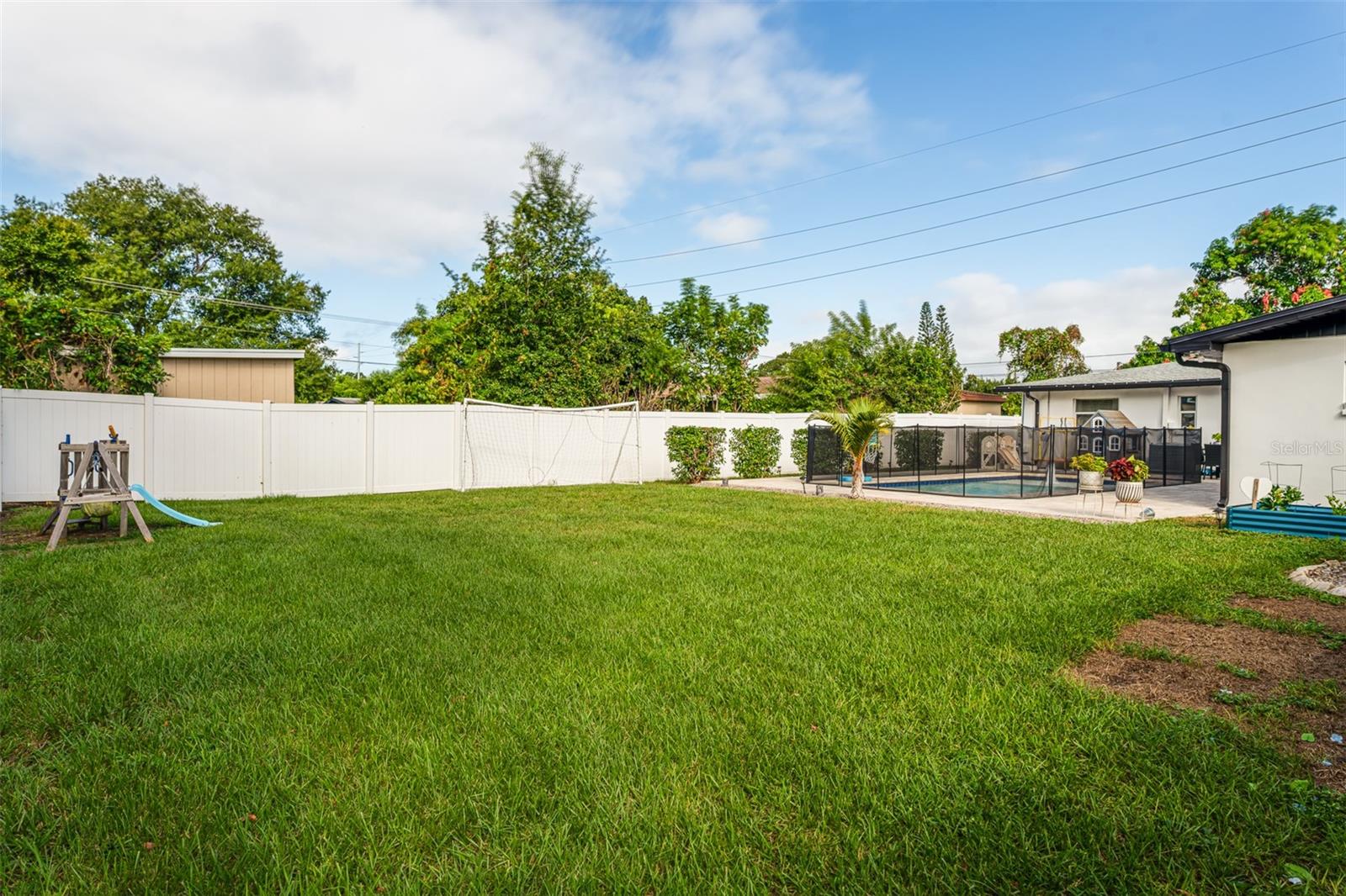 INTERBAY - Residential