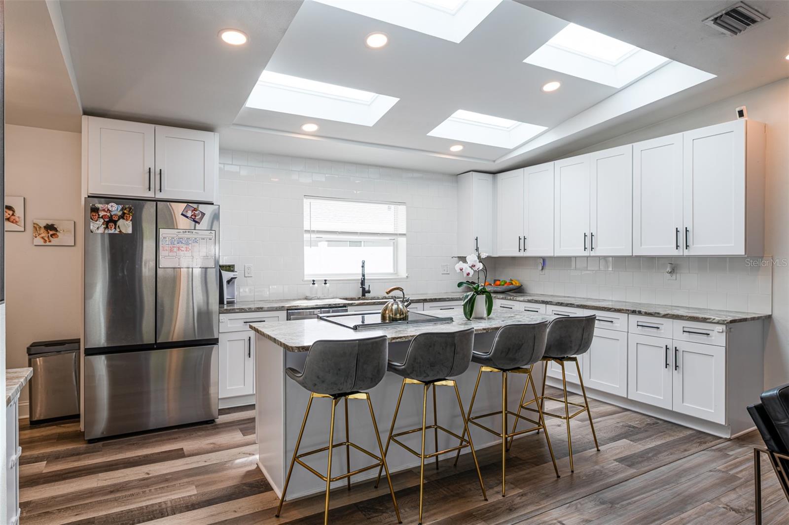 INTERBAY - Residential