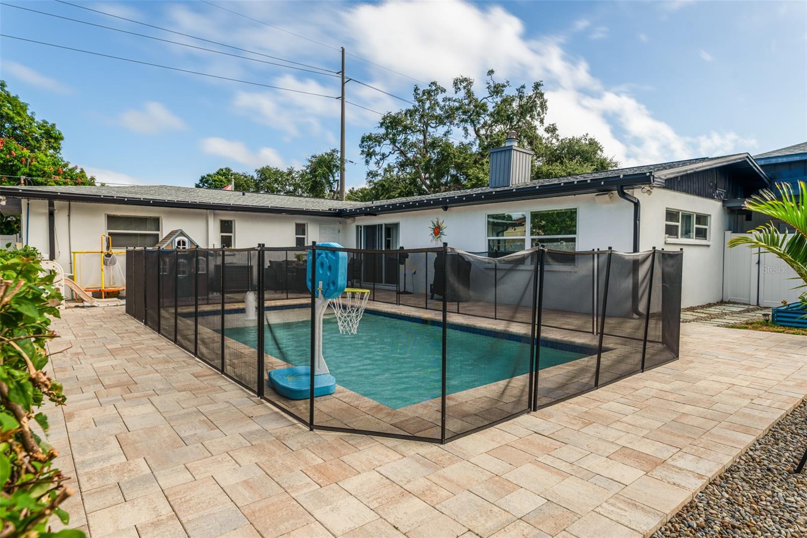 INTERBAY - Residential