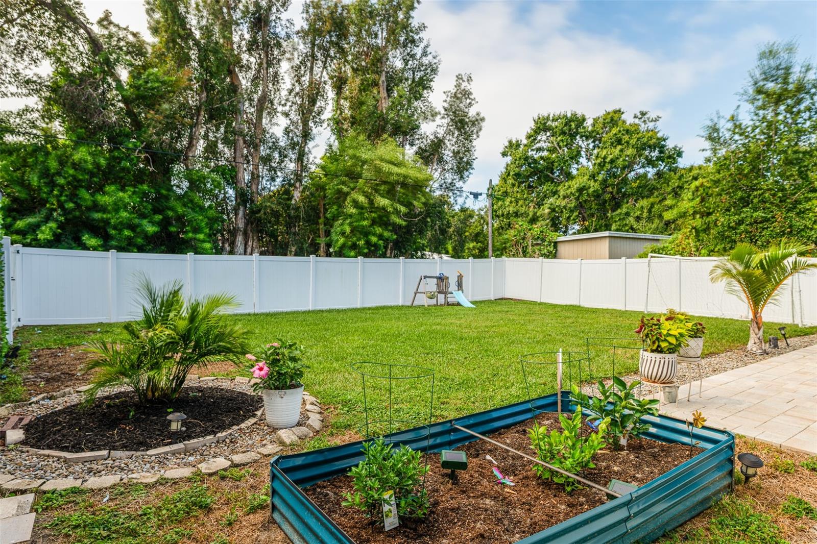 INTERBAY - Residential
