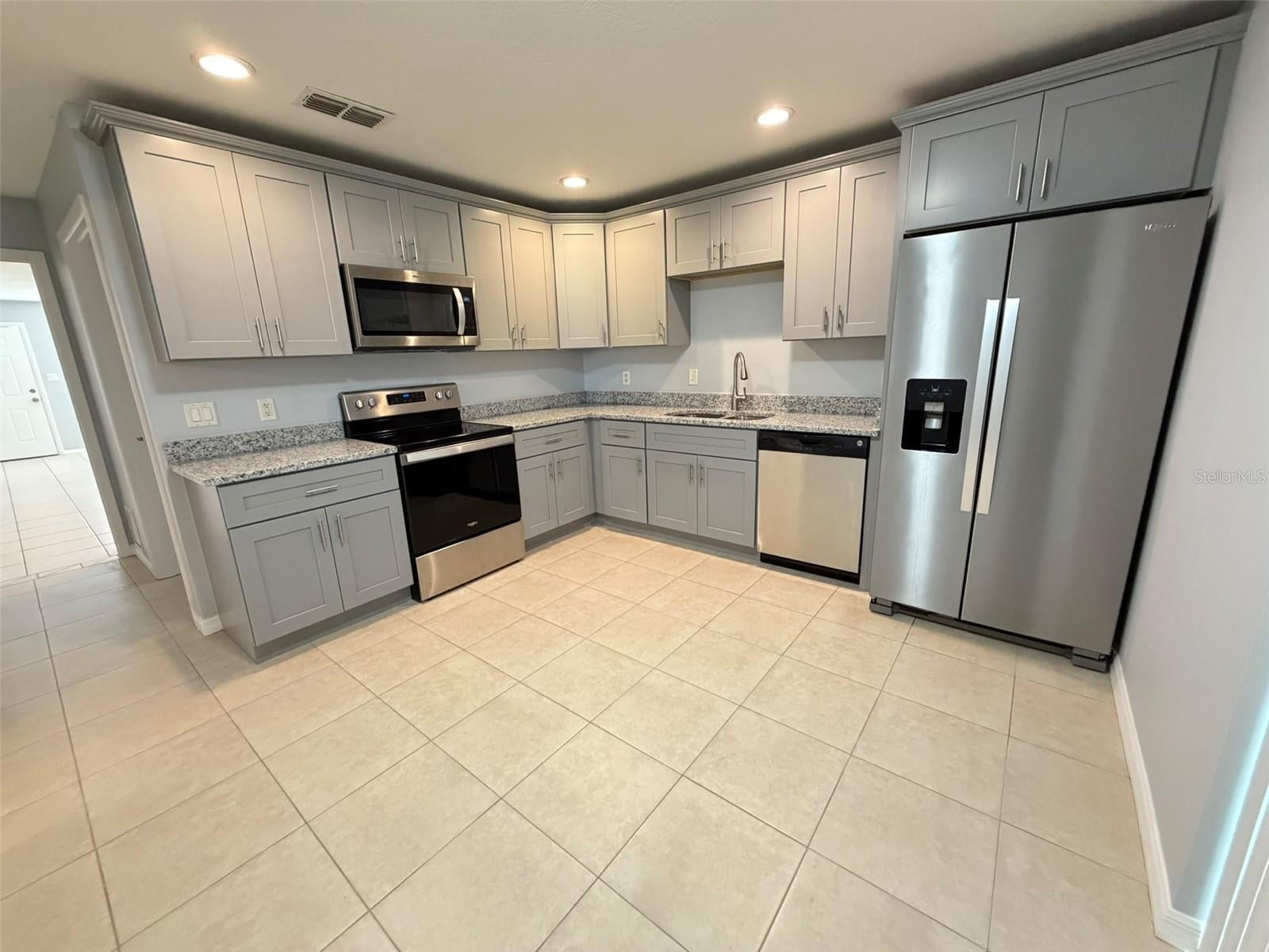 546 PIGEON CIRCLE