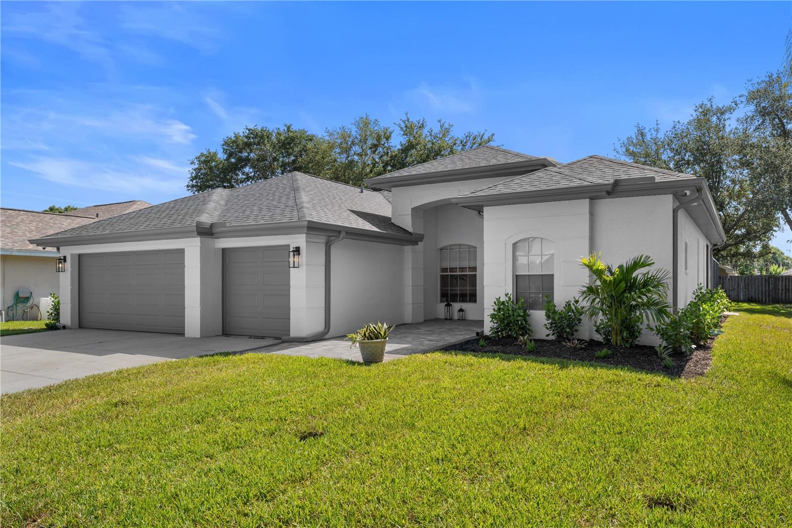 403 CARRIAGE HOUSE LANE