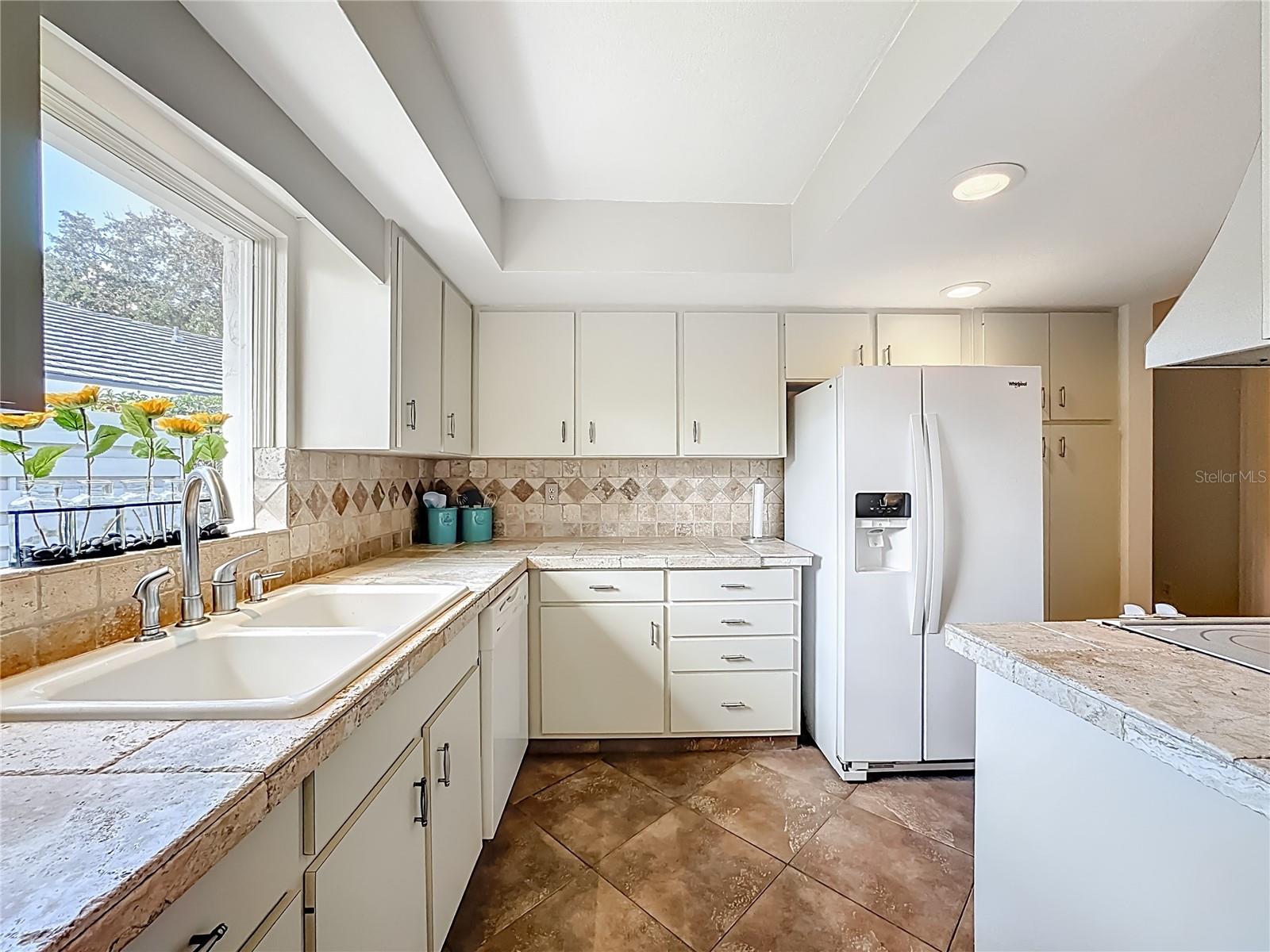 THE MEADOWS - Residential