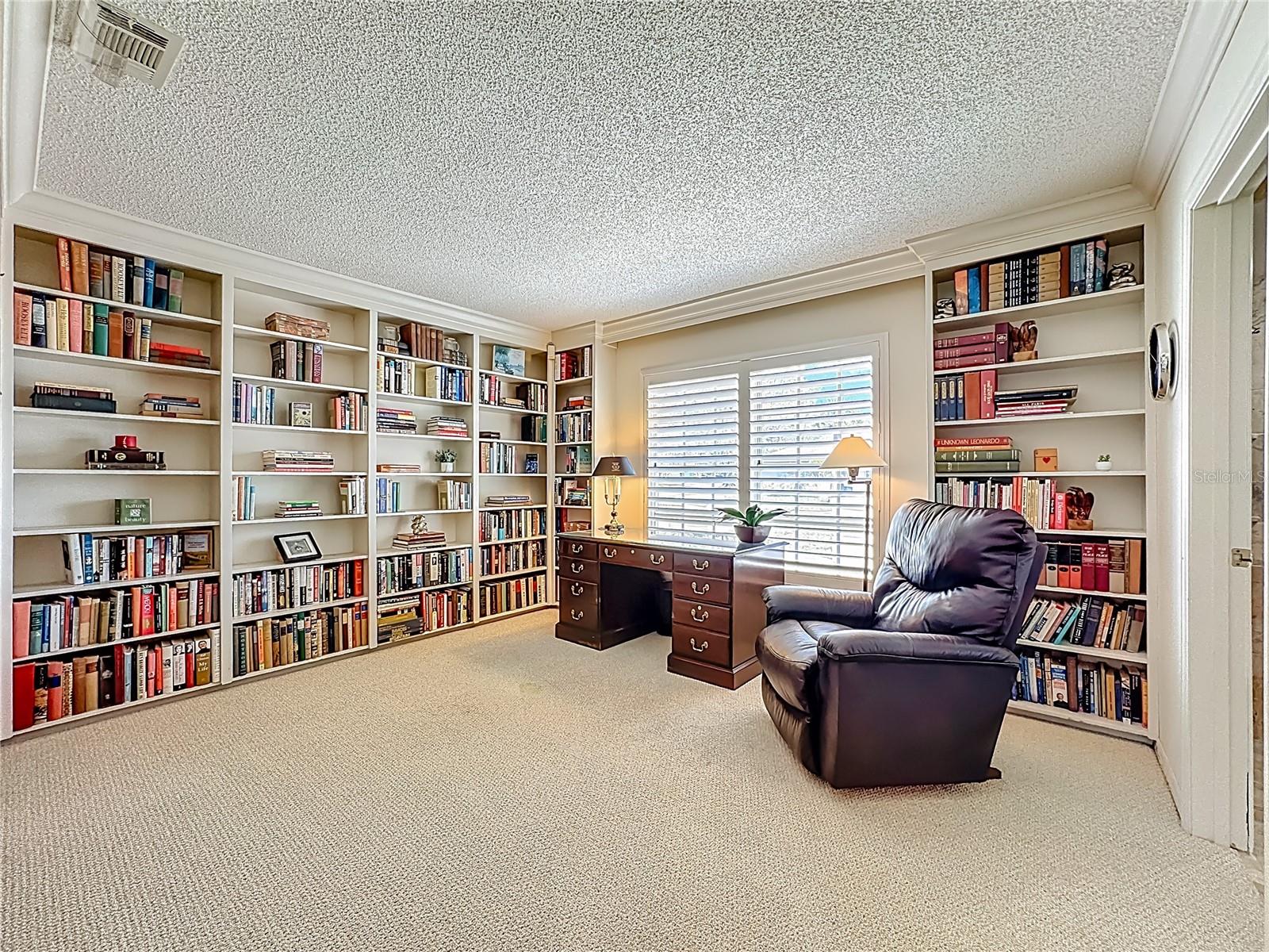 THE MEADOWS - Residential