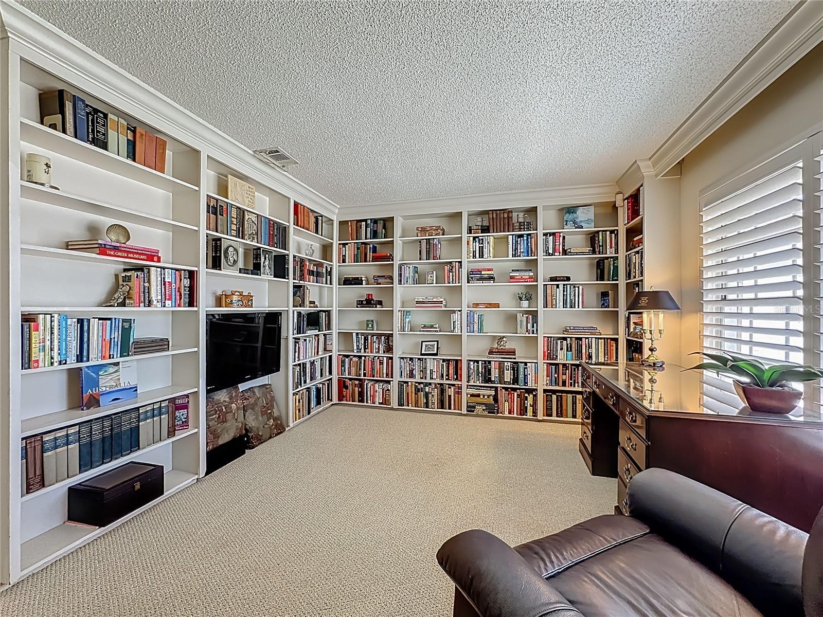 THE MEADOWS - Residential