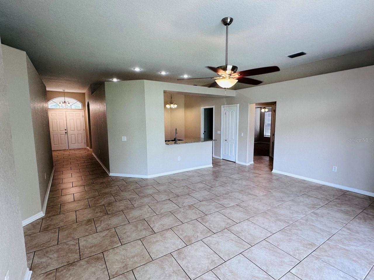 BLOOMINGDALE SEC J J - Residential