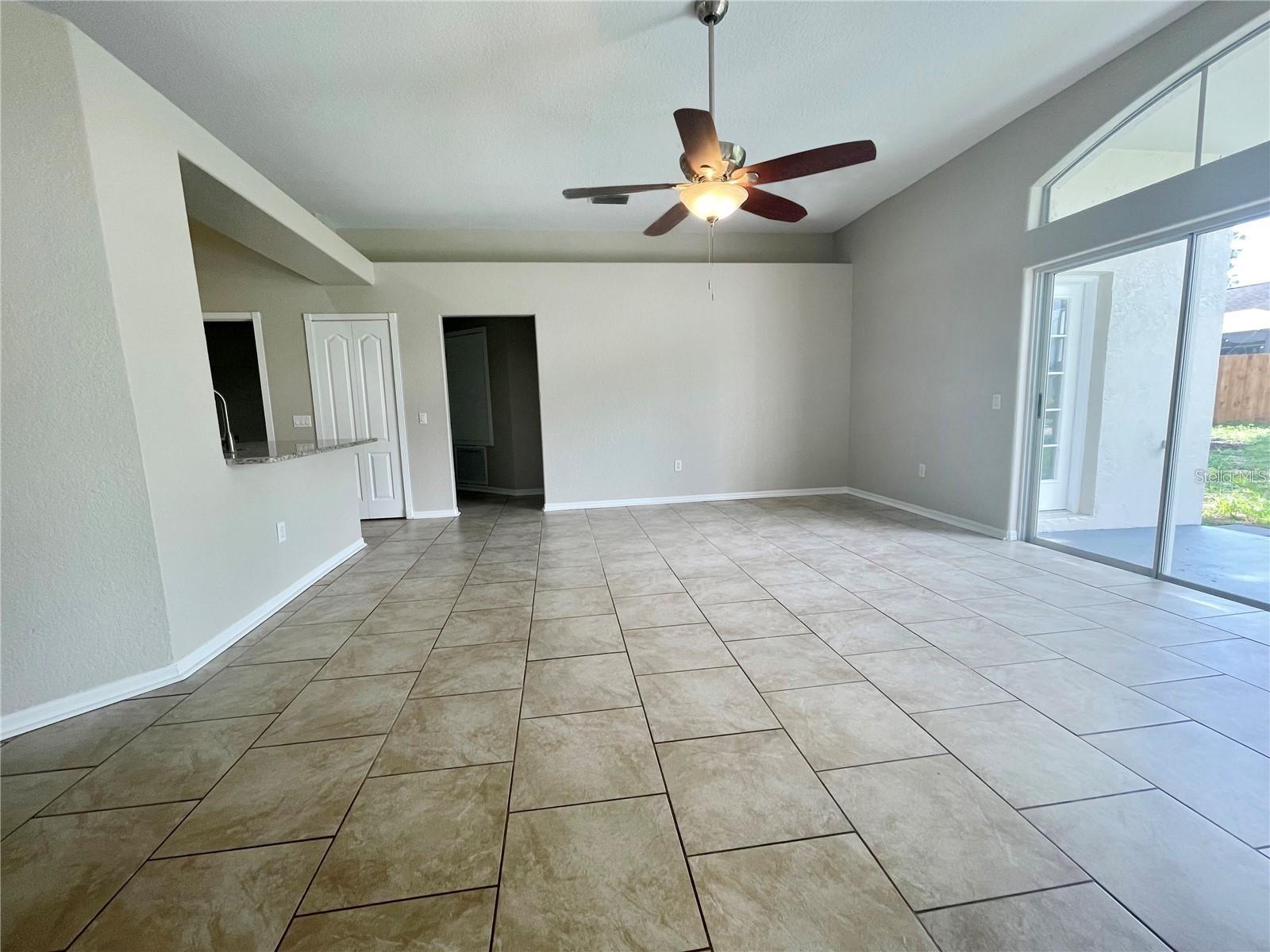 BLOOMINGDALE SEC J J - Residential