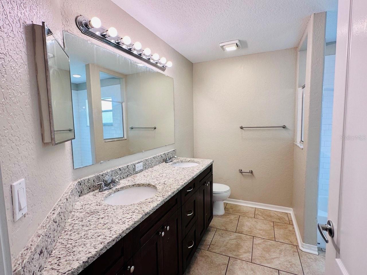 BLOOMINGDALE SEC J J - Residential